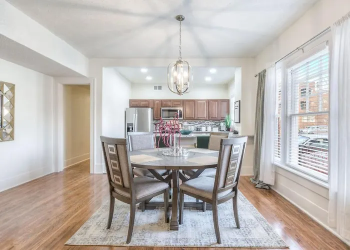 Carson Flats 2 - 1br Near Bok, Osu Med, Dtwn Apartamento Tulsa