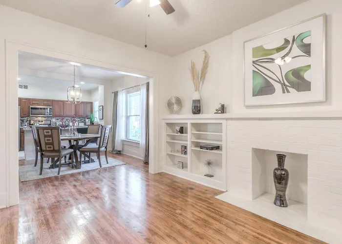 Carson Flats 2 - 1br Near Bok, Osu Med, Dtwn Tulsa